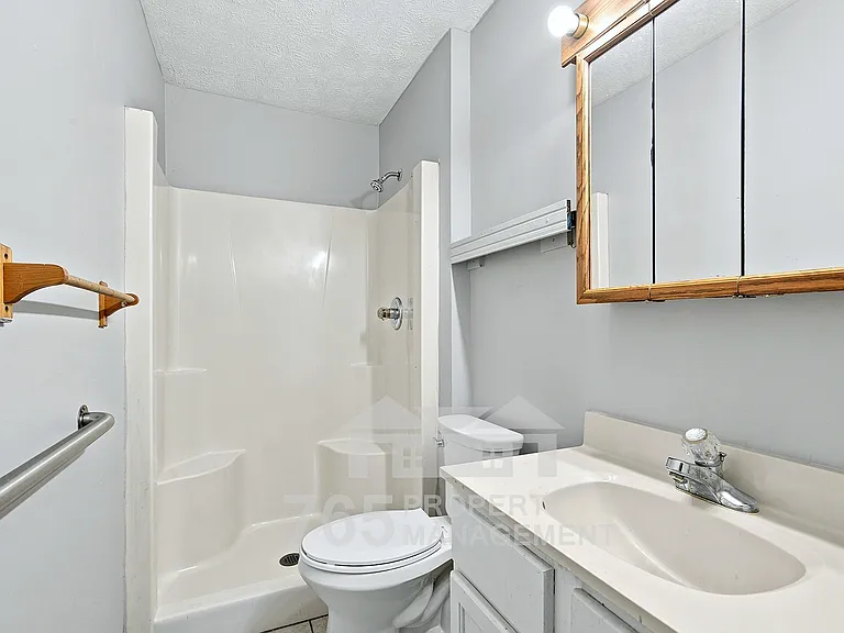 1214 S 3rd St #B — Photo 17