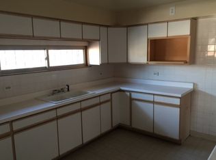 8207 S Exchange Ave, Chicago, IL 60617