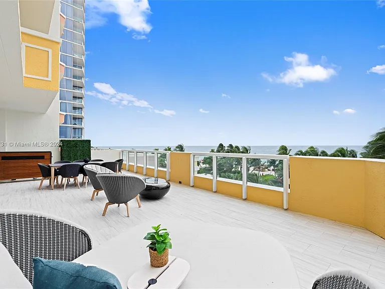 17875 Collins Ave #502 — Photo 24