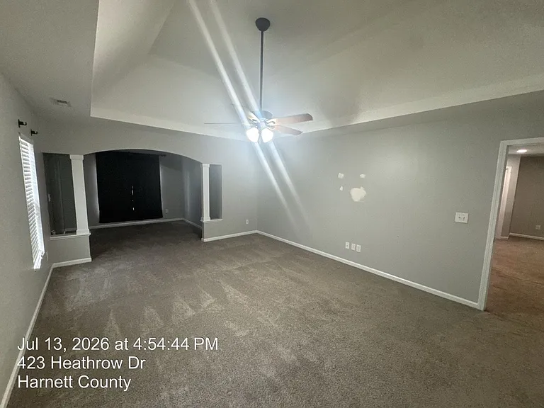 395 Heathrow Dr — Photo 26
