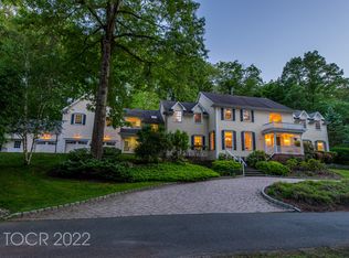 216 Park Rd, Franklin Lakes, NJ 07417
