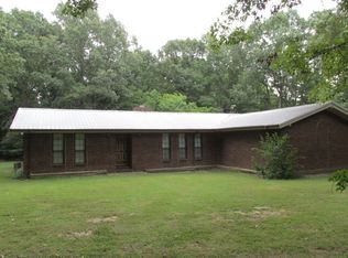 1237 Avery Rd, Batesville, MS 38606