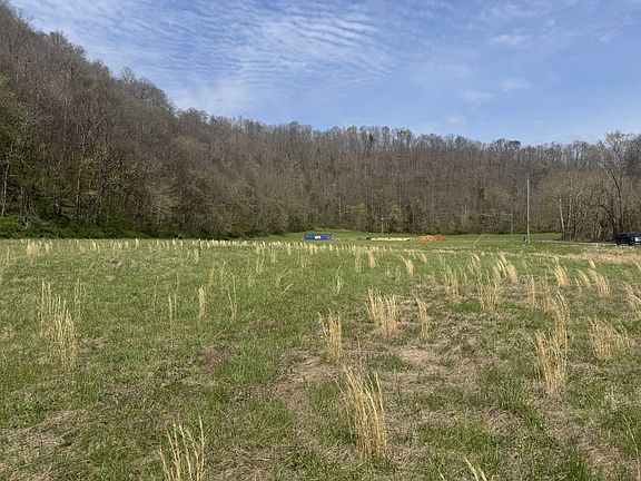 2nd image of 561 Pine Lick Rd