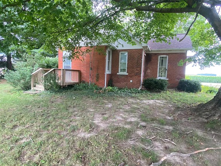 957 W State Road 114 — Photo 3