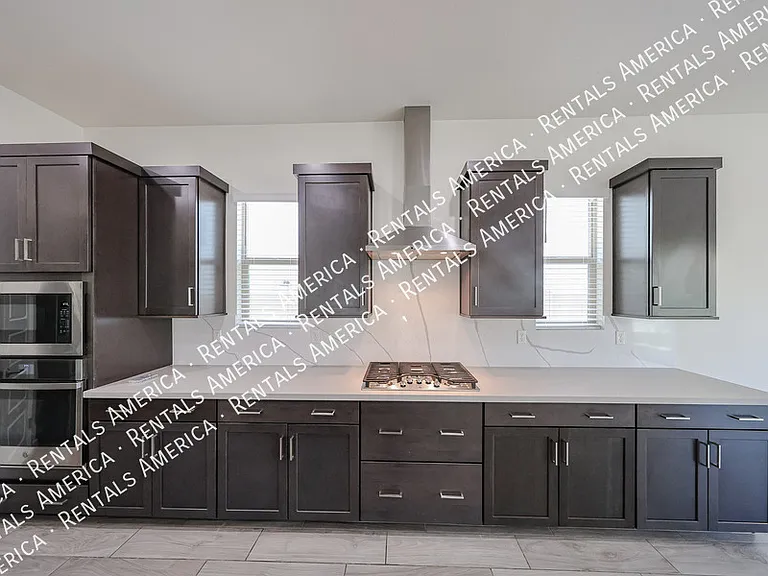 1530 E San Carlos Way — Photo 17