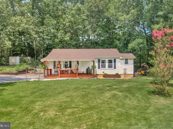 19775 Oak Ct, Lexington Park, MD 20653