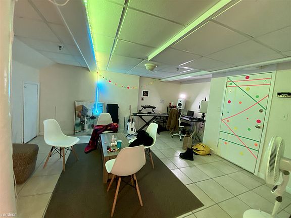 BD8690E0-FE4E-4E27-9CD2-E03C41DE66D2