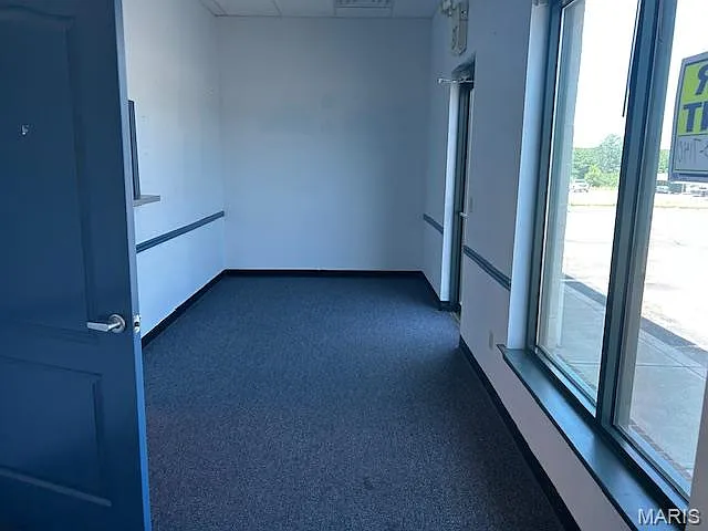 Studio, $3,000 — Photo 4