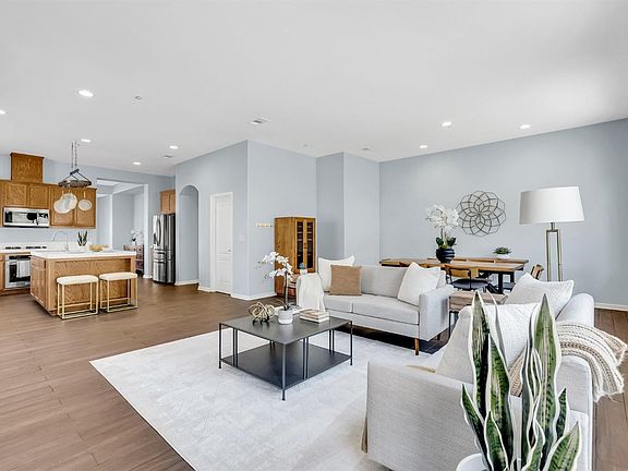 2nd image of 7 Condor Court