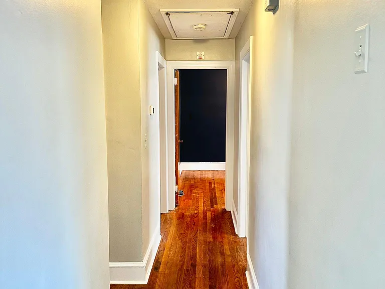 3415 Benard Ave — Photo 8