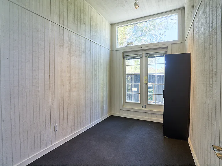 31601 Pitsch Canyon Rd — Photo 10