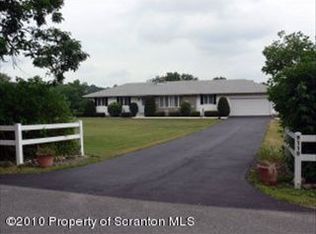 9110 Valley View Dr, Clarks Summit, PA 18411