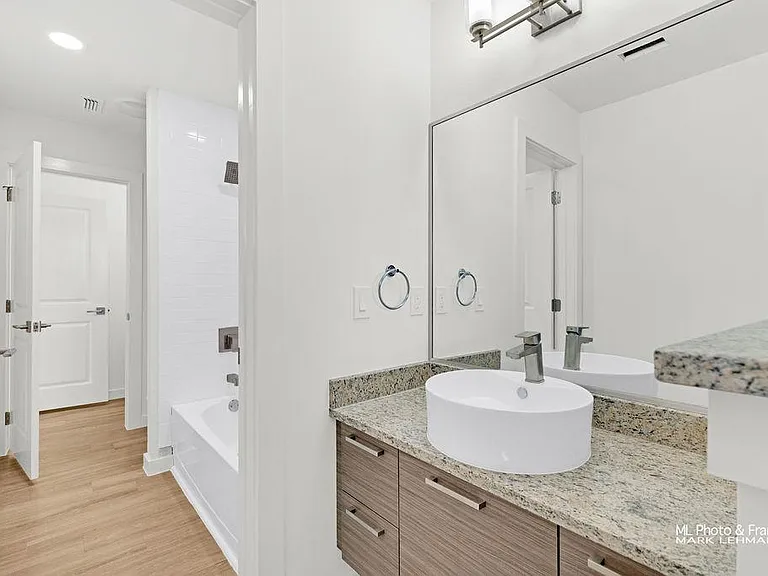 524 Wildrose Ln #9 — Photo 23