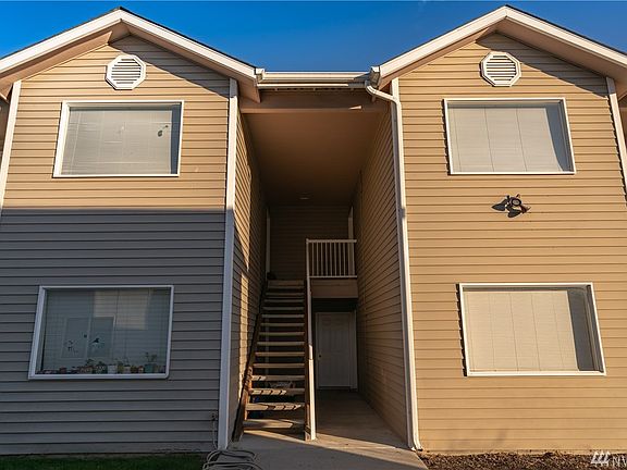 4th image of 601 Eastmont Ave