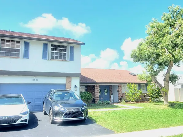 13640 Roanoke Street, Davie, FL 33325