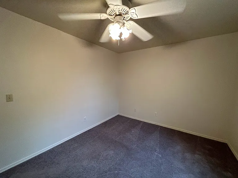 1211 N Oakland Ave #3 — Photo 6