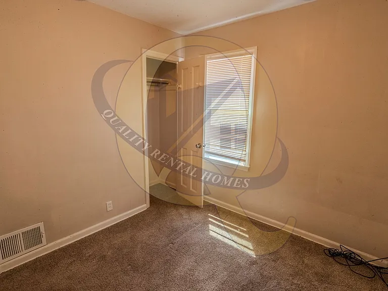 628 Alvord Ave — Photo 11