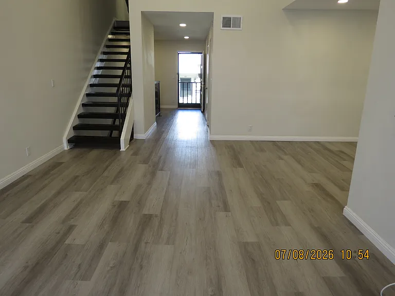 203 Ridge Terrace Ln — Photo 8