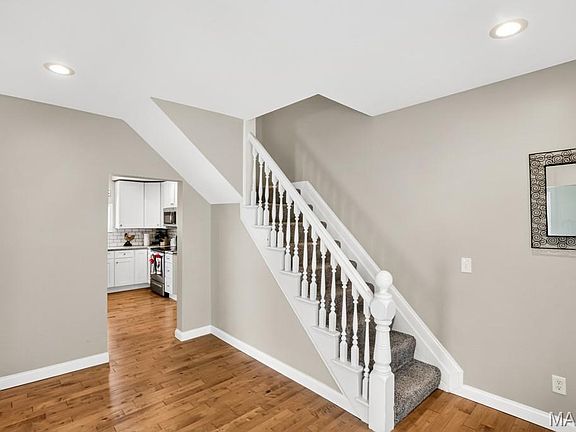 4th image of 519 S Walnut St