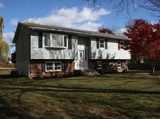 22 Blumel Rd, Middletown, NY 10941