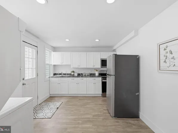 649 Fremont St, Lancaster, PA 17603