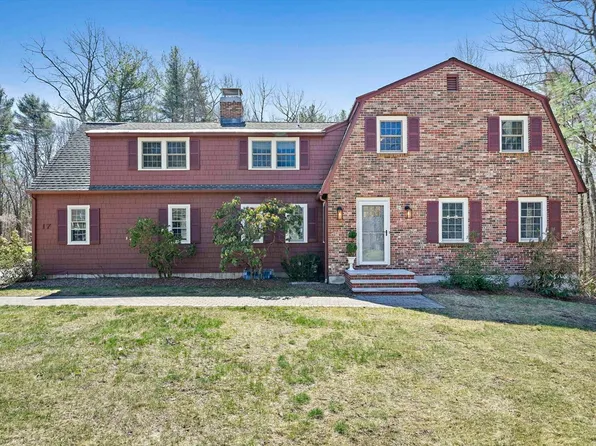 17 Higate Rd, Chelmsford, MA 01824