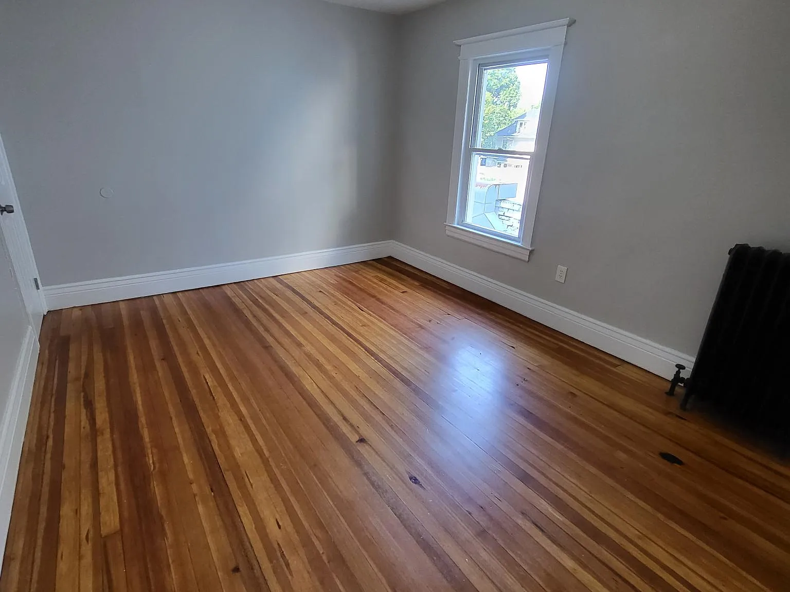 3 bed, $1,700 — Photo 3