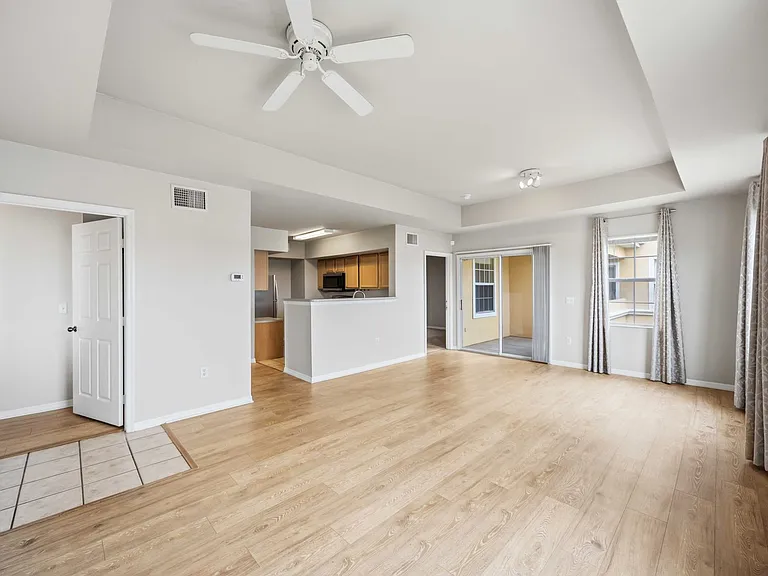 1025 Villagio Cir #208 — Photo 7
