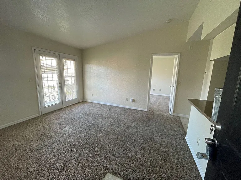 2550 N Alafaya Trl #4201 — Photo 3