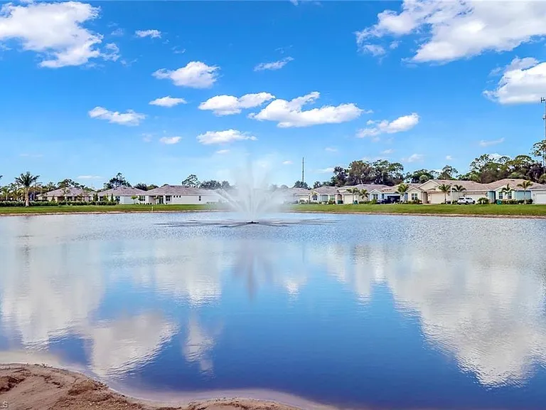 317 Spiaggio Ct — Photo 6