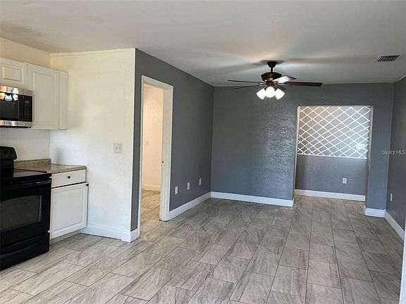 5th image of 49 Orange Park Blvd
