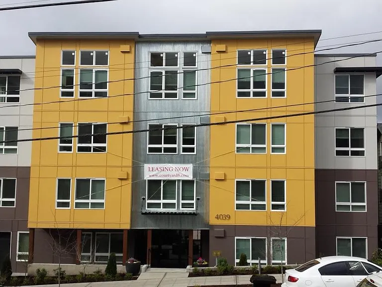4039 8th Ave NE — Photo 12