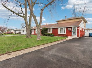 4552 W 89th St, Hometown, IL 60456