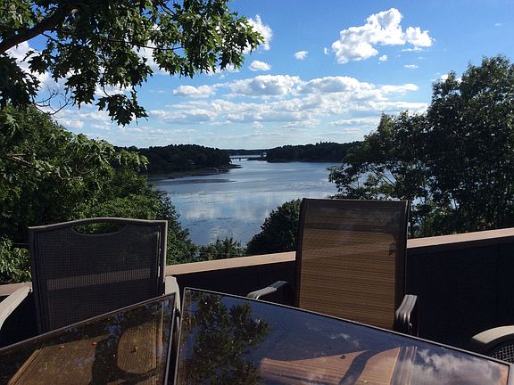 Relax on the upper deck
