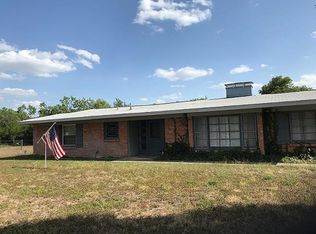 1801 Garner Field Rd, Uvalde, TX 78801