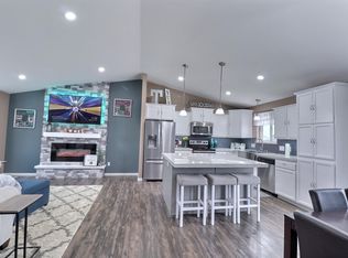 1911 4th Ave SW, Mandan, ND 58554