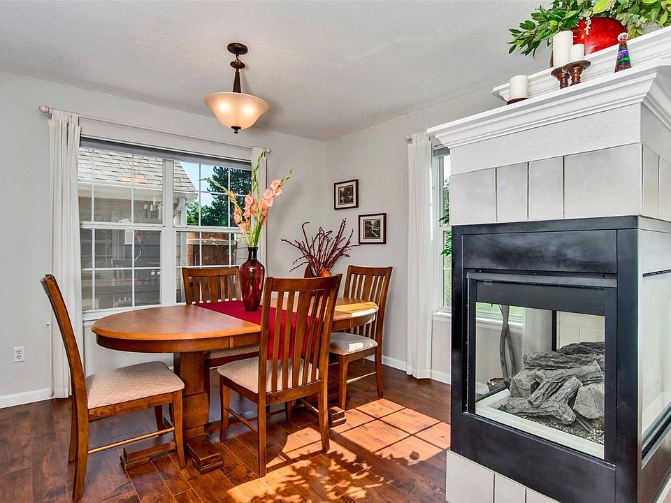 You will love the double sided gas fireplace.