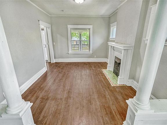 5th image of 3016 Askew Ave