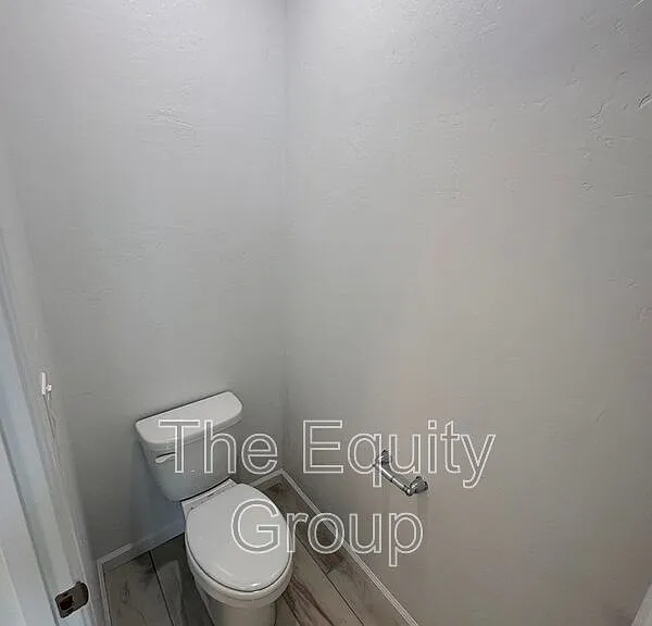1336 W Porter Ct — Photo 23