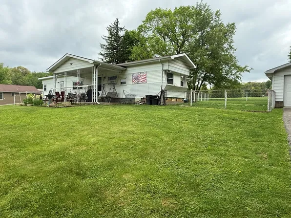 553 Seward St, Seward, PA 15954