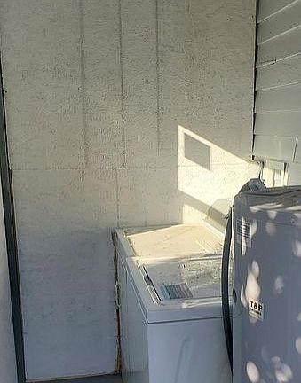 4th image of 620 Valence St