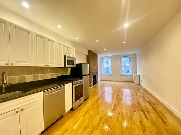 108 Charles Street image 1 of 5