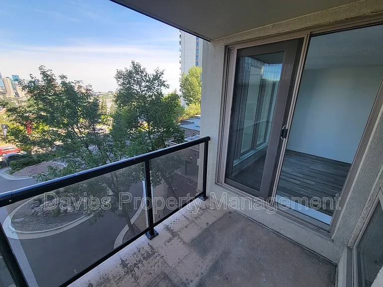10149 Saskatchewan Dr NW #401 — Photo 18