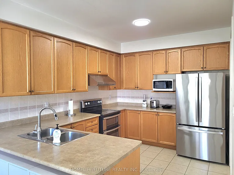 72 Sharon Lee Dr — Photo 9