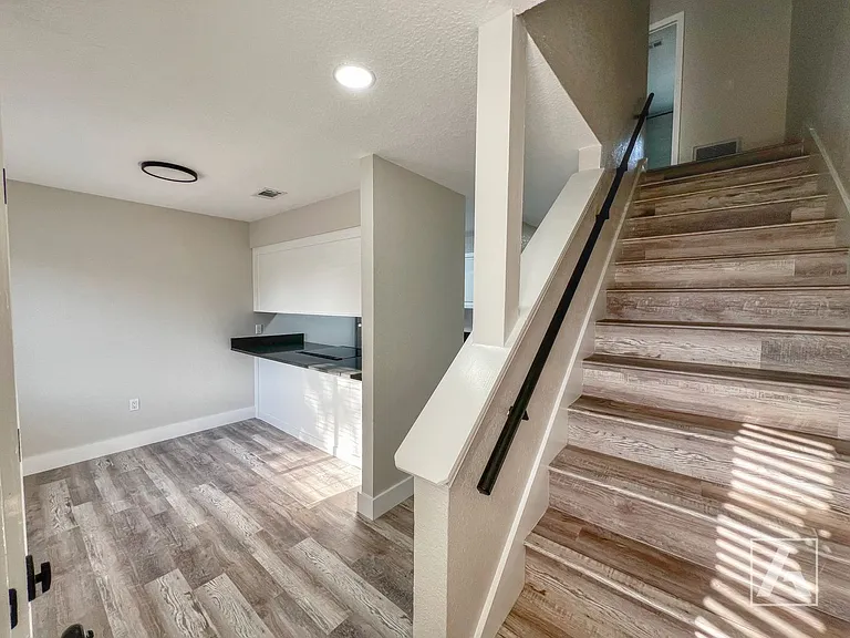 1782 Carley Ct — Photo 4