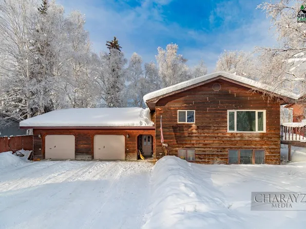 1036 Joyce Dr, Fairbanks, AK 99701