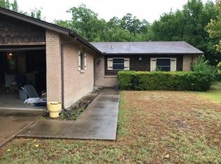 2800 Stonebrook St, Irving, TX 75062