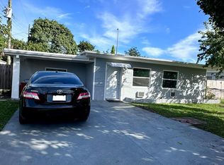 227 NW 63rd Ave, Hollywood, FL 33024