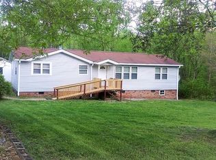 206 Watterson Rd, Grover, NC 28073