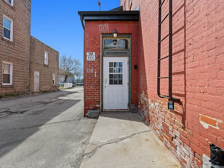 150 Prescott St #4F — Photo 11